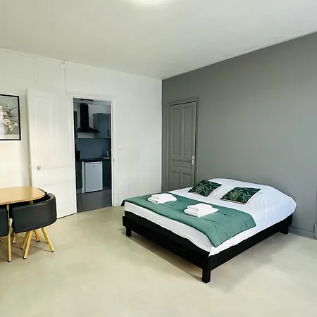 Apartment 1 Proche Centre Wifi Et Parking Troyes